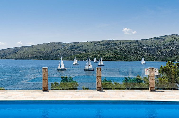 Vakantiehuis Seaside Villa Lara mit beheiztem Swimmingpool