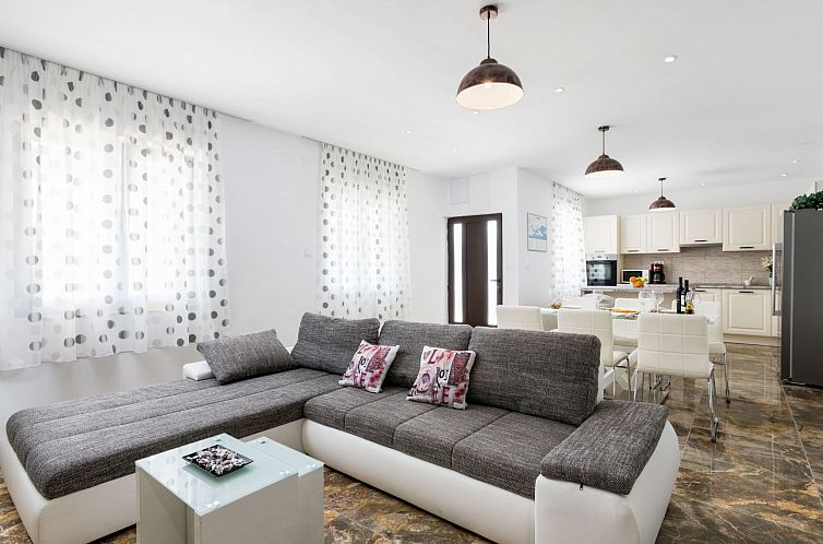 Vakantiehuis Seaside Villa Lara mit beheiztem Swimmingpool
