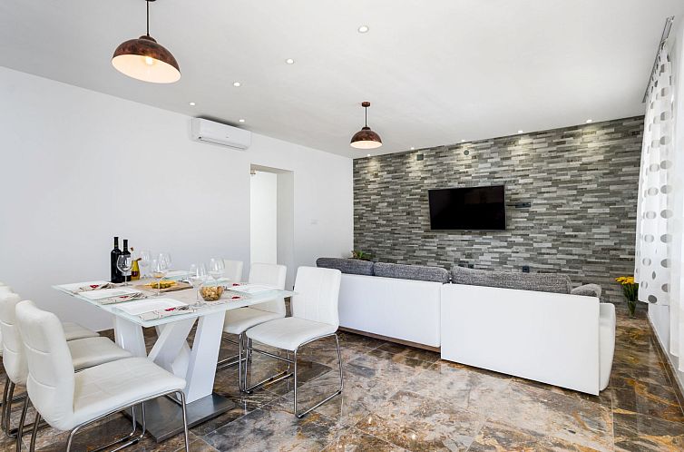 Vakantiehuis Seaside Villa Lara mit beheiztem Swimmingpool