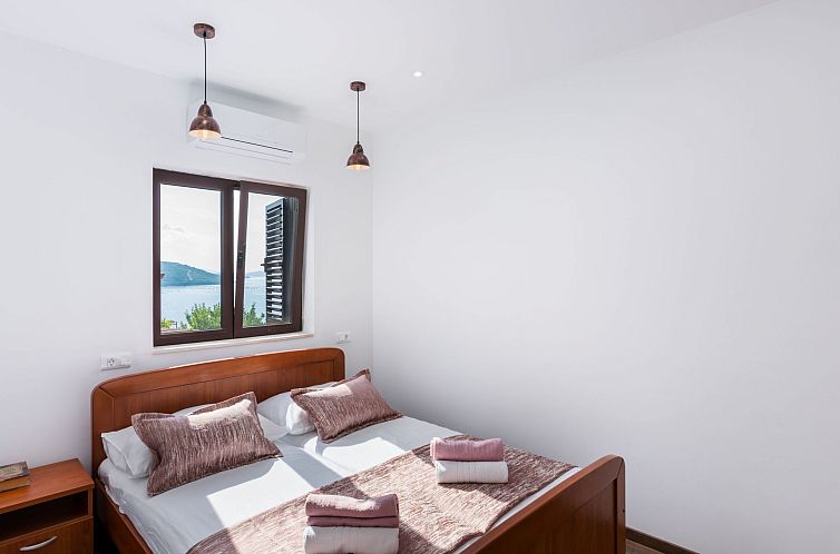 Vakantiehuis Seaside Villa Lara mit beheiztem Swimmingpool