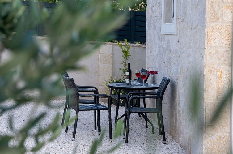 Vakantiehuis Hütte mit Garten, Grill und Terrasse