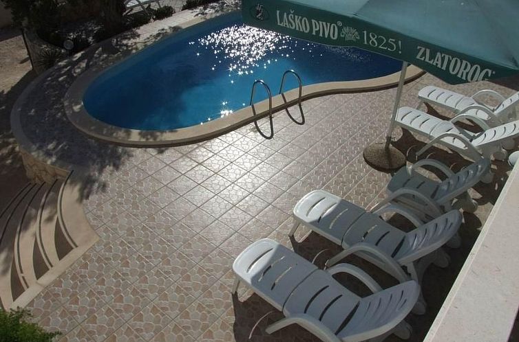 Appartement in Sevid mit privatem Parkplatz