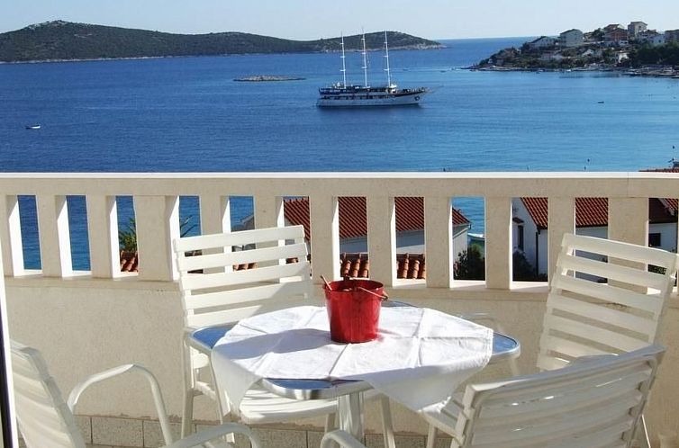 Unterkunft 1030229 - Appartement Dalmatien - Appartement in Sevid mit privatem Parkplatz