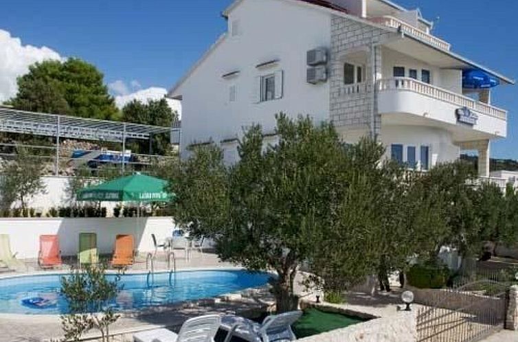 Appartement in Sevid mit privatem Parkplatz