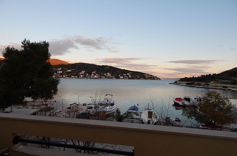 Appartement Gemütliche Ferienwohnung direkt am Meer