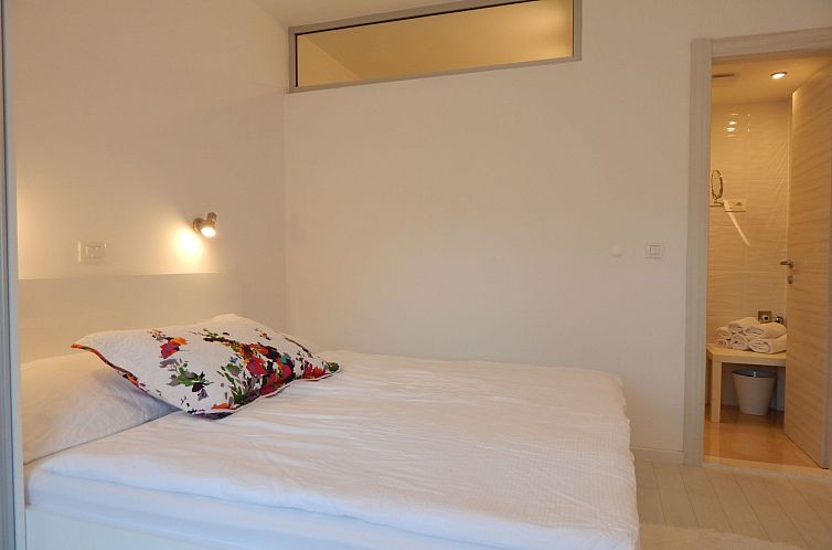 Appartement Idyllische, moderne Ferienwohnung direkt am Meer