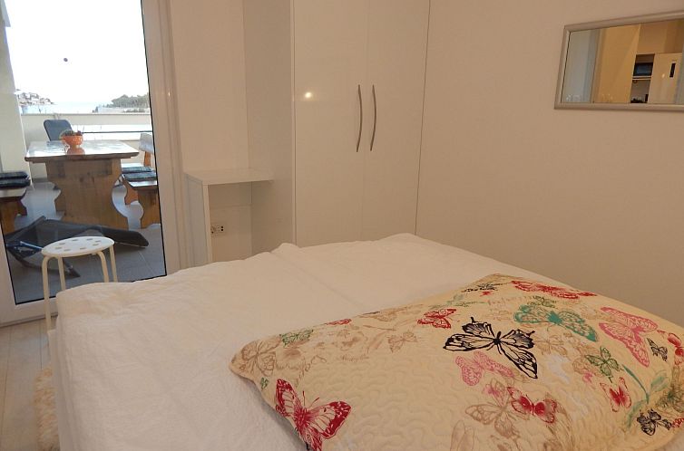 Appartement Idyllische, moderne Ferienwohnung direkt am Meer