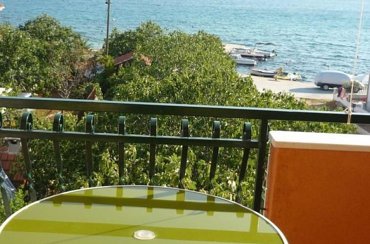Appartement Apartment mit Balkon