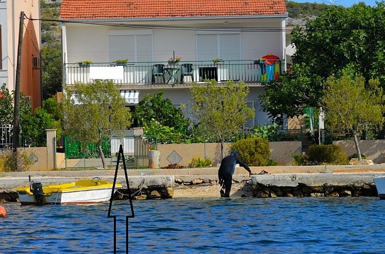 Appartement in Poljica mit privatem Parkplatz