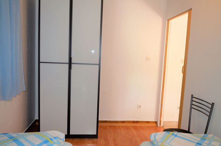 Appartement in Poljica mit privatem Parkplatz