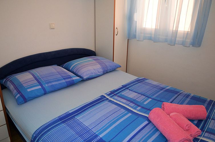 Appartement Wohnung in Poljica mit Garten und Terrasse