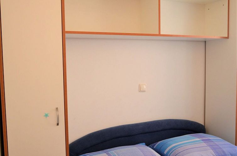 Appartement Wohnung in Poljica mit Garten und Terrasse