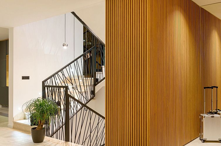 Vakantiehuis Luxuriöse Villa mit Infinity-Außenpool