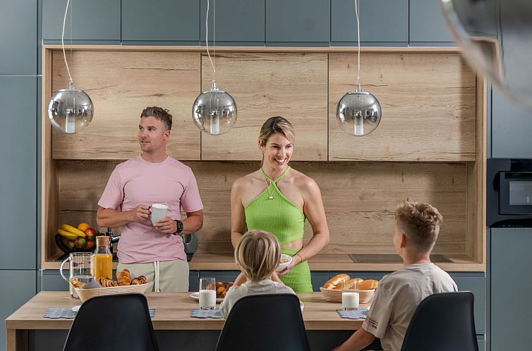 Vakantiehuis Luxuriöse Villa mit Infinity-Außenpool