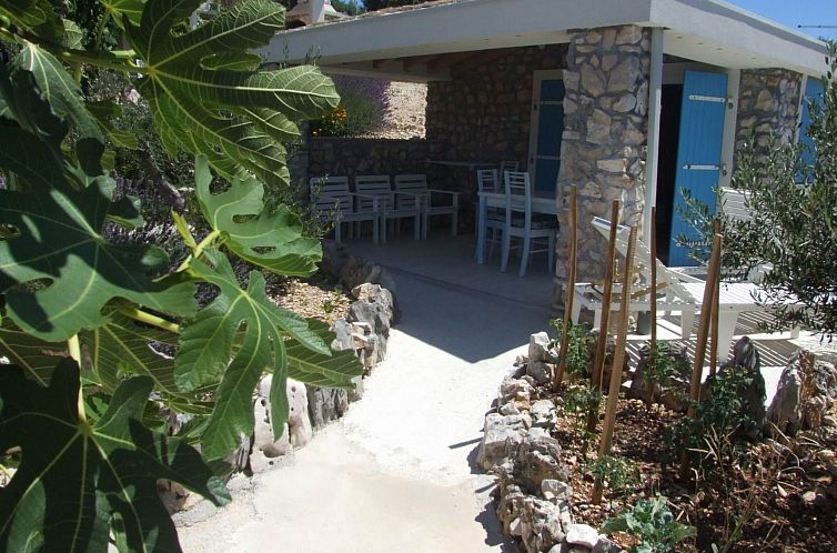 Unterkunft 1030246 - Ferienhaus Dalmatien - Vakantiehuis Kleines Steinhaus mit Blick auf das Wasser