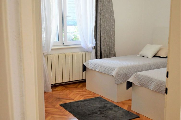 Appartement Wohnung mit Balkon
