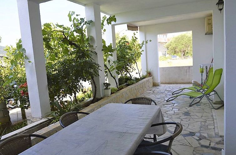 Appartement Erdgeschosswohnung, erste Reihe vom Meer