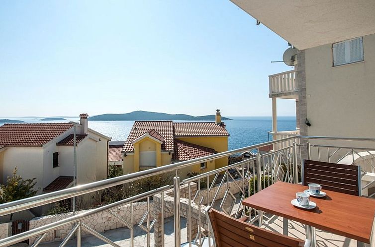 Vakantiehuis Villa "Villa Katy" mit Garten, Grill und Terras