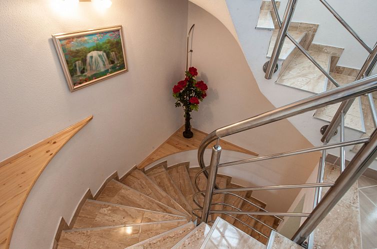 Vakantiehuis Villa "Villa Katy" mit Garten, Grill und Terras