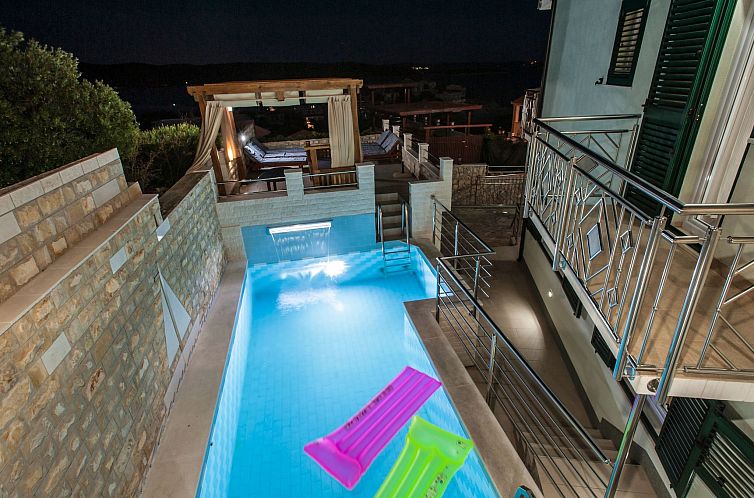 Vakantiehuis Villa "Villa Katy" mit Garten, Grill und Terras