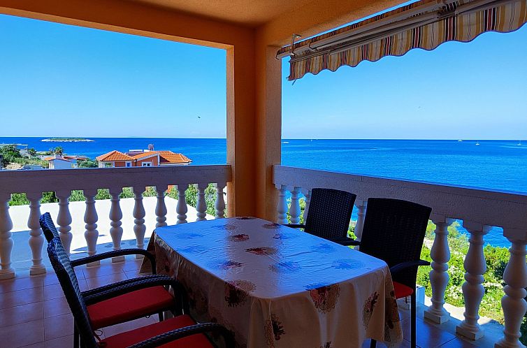 Appartement für 3 Personen in Sevid, Adriaküste Kroatien