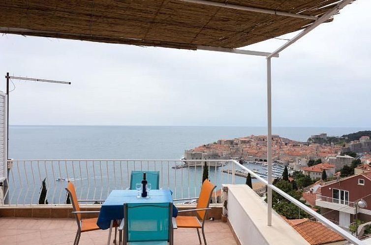 Appartement mit Terrasse, in der Nähe des Strandes und des 