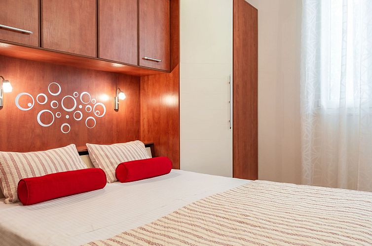 Appartement Ivona mit Terrasse und Außendusche