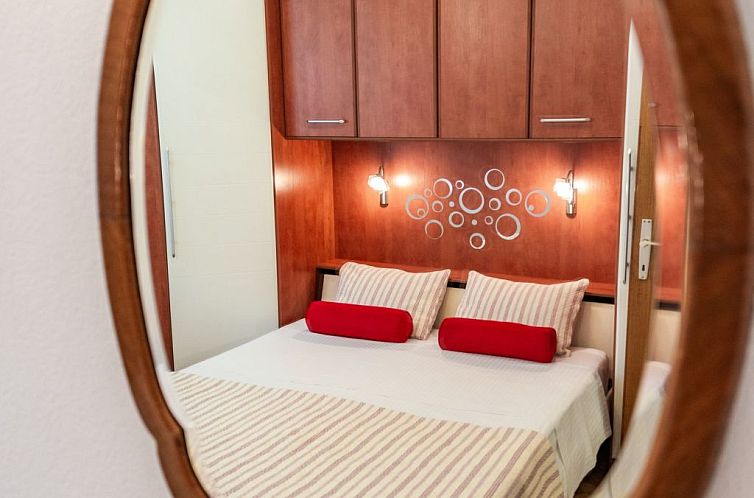 Appartement Ivona mit Terrasse und Außendusche