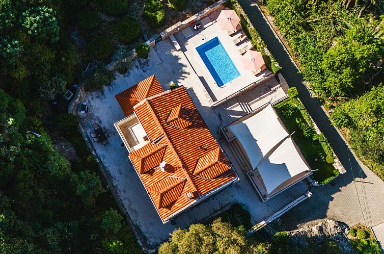 Vakantiehuis Luxuriöse Villa am Strand in Dubrovnik mit Poo
