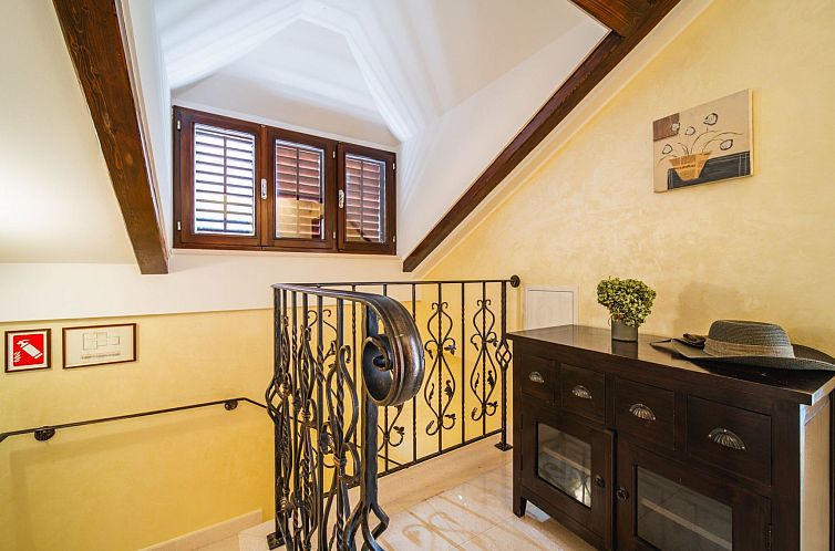 Vakantiehuis Luxuriöse Villa am Strand in Dubrovnik mit Poo
