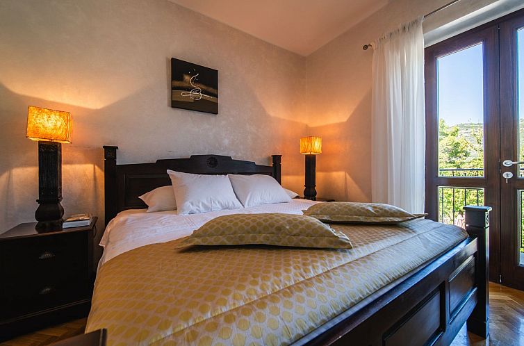 Vakantiehuis Luxuriöse Villa am Strand in Dubrovnik mit Poo