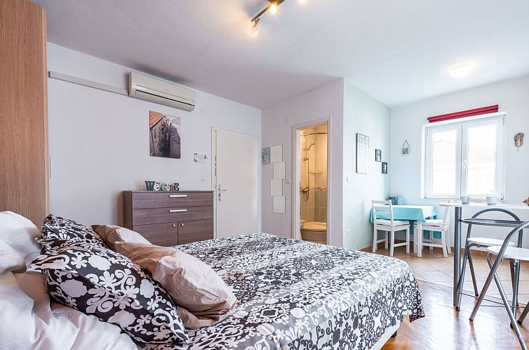 Appartement Studio mit Terrasse und herrlicher Aussicht