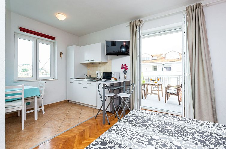 Appartement Studio mit Terrasse und herrlicher Aussicht