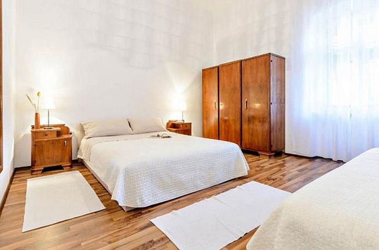 Appartement Wohnung im Herzen des Parks Gradac neben der Old