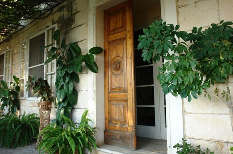 Appartement in Pile mit Vorgarten