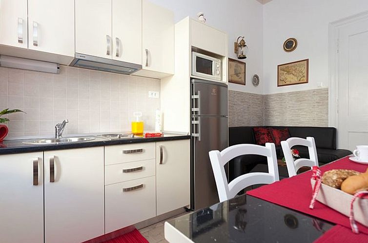 Appartement in Pile mit Vorgarten