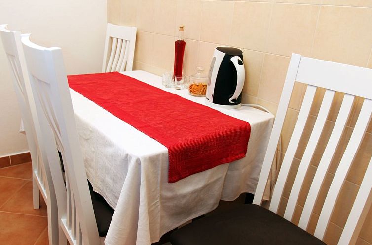 Appartement Ivana mitten im Blumengarten