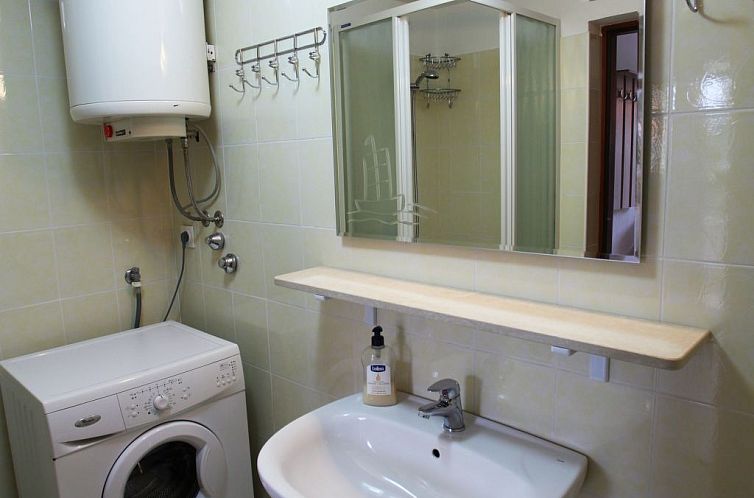 Appartement Ivana mitten im Blumengarten