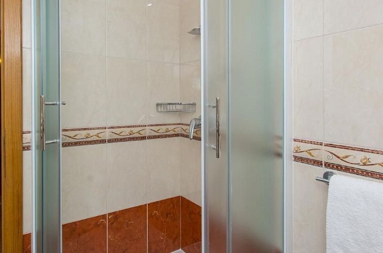 Appartement Modernes Apartment mit Meerblick