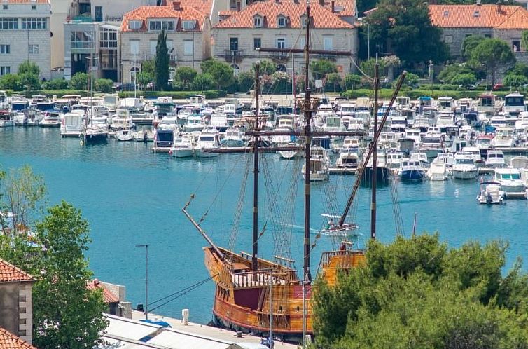 Appartement Apartment nahe Hafen mit Meerblick