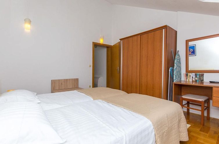 Appartement Apartment nahe Hafen mit Meerblick