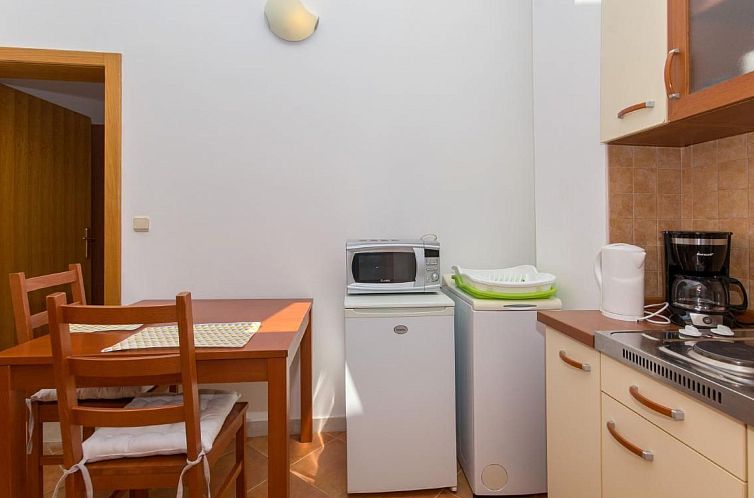 Appartement Apartment nahe Hafen mit Meerblick