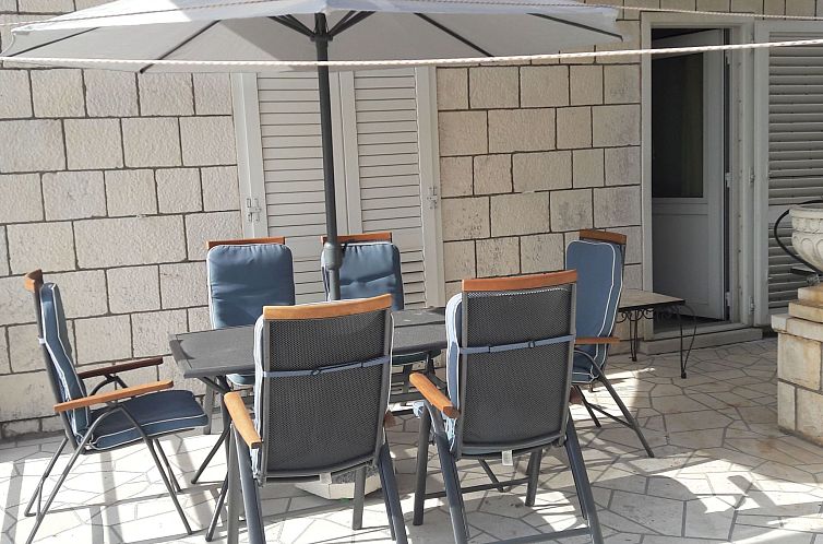 Unterkunft 1030647 - Ferienhaus Dalmatien - Vakantiehuis Gästezimmer "Meerblick" mit Blick auf das Wass