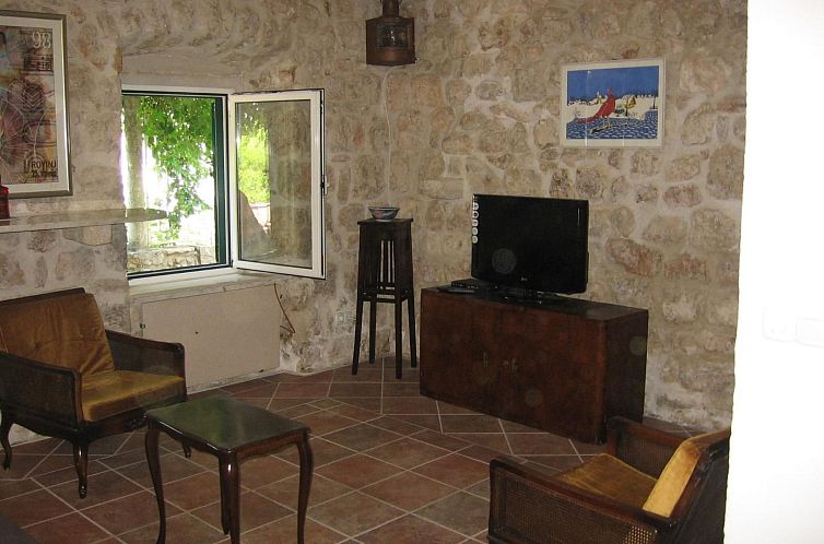 Appartement "Dubrava" mit Blick auf das Wasser