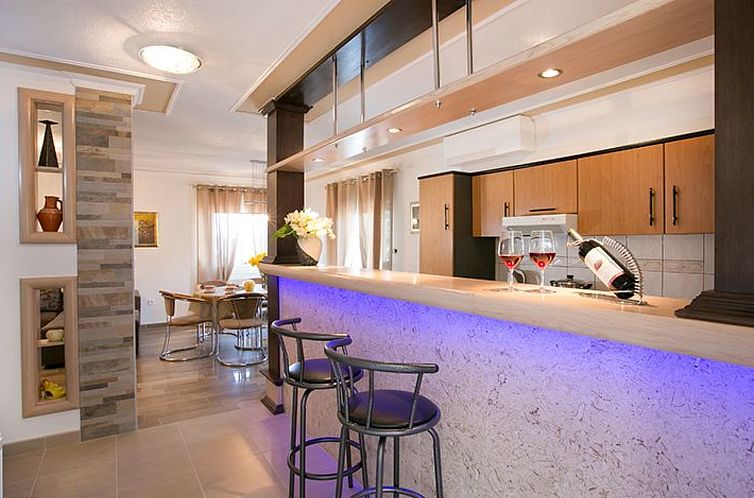 Appartement Mélanie im Erdgeschoss einer Villa in Strandnä