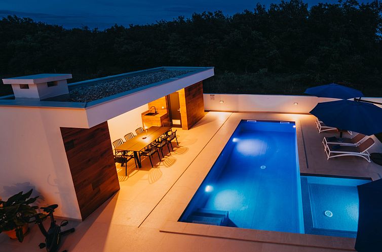 Vakantiehuis Ferienvilla "Villa Piano" mit eigenem Pool