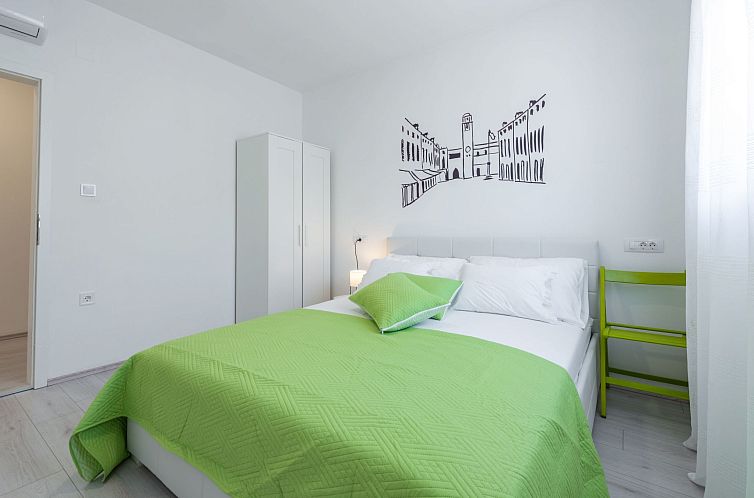 Vakantiehuis Moderne Villa mit Infinity-Pool und atemberaube