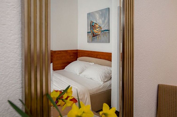 Appartement Mélanie B im ersten Stock einer Villa am Strand