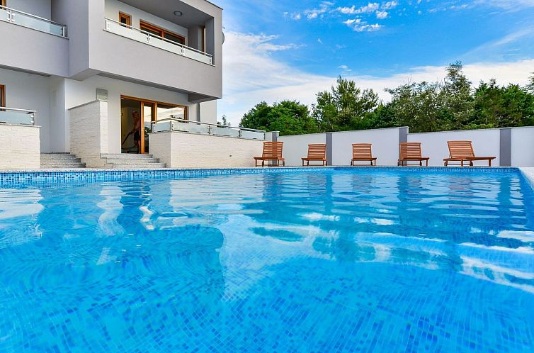 Unterkunft 1030924 - Ferienhaus Dalmatien - Vakantiehuis Villa mit Dachterrasse und Pool - Agentur TA Le