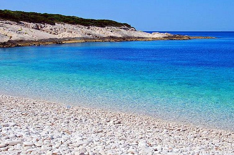 Vakantiehuis Villa mit Dachterrasse und Pool - Agentur TA Le